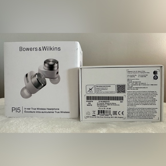 Bowers & Wilkins Pi5 In-Ear True Wireless Headphones - Picture 7 of 13